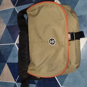 Crumpler Pretty Boy 7500 XXXL Camera Bag